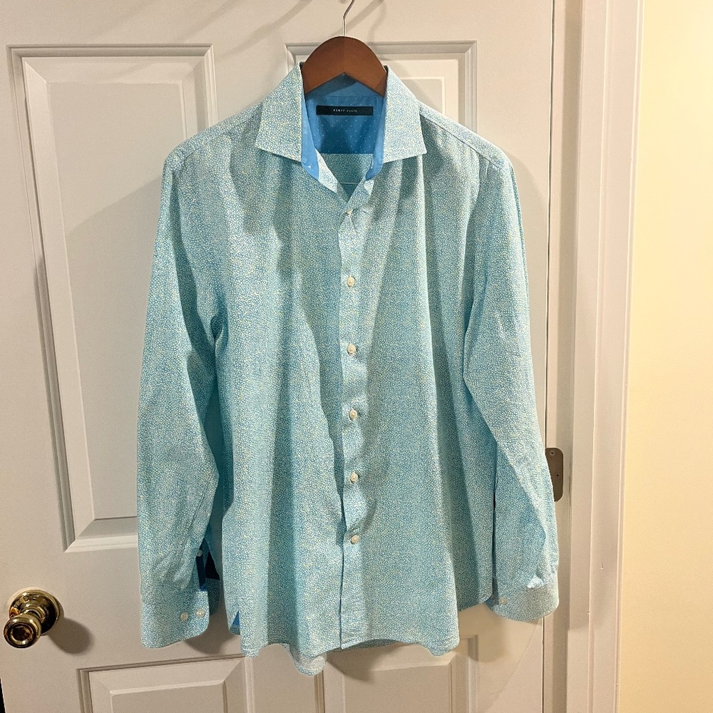 Men’s Perry Ellis Dress Shirt